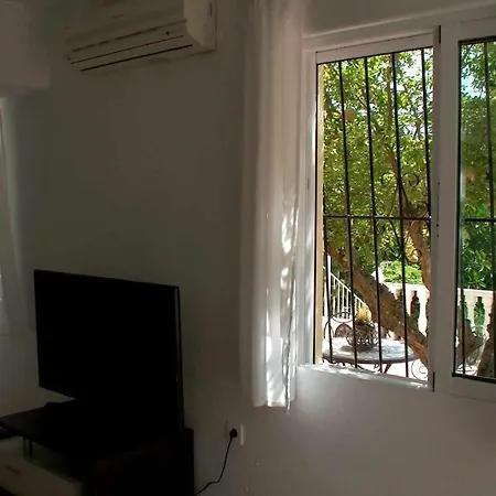 Apartment Solanas 1 *